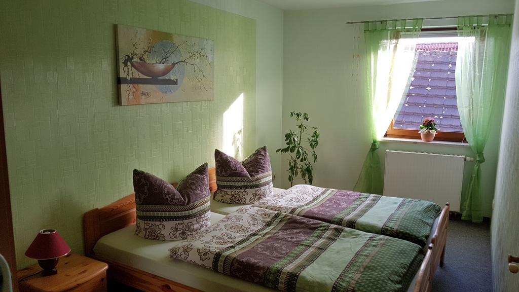 Ferienwohnung Giesa Jena Ngoại thất bức ảnh