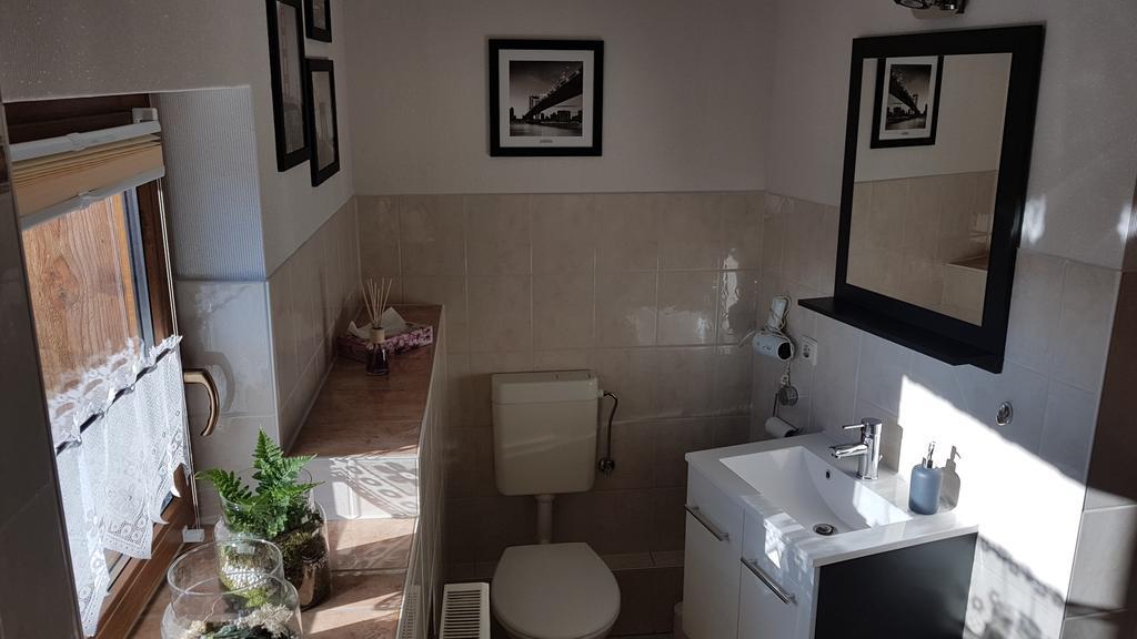 Ferienwohnung Giesa Jena Ngoại thất bức ảnh